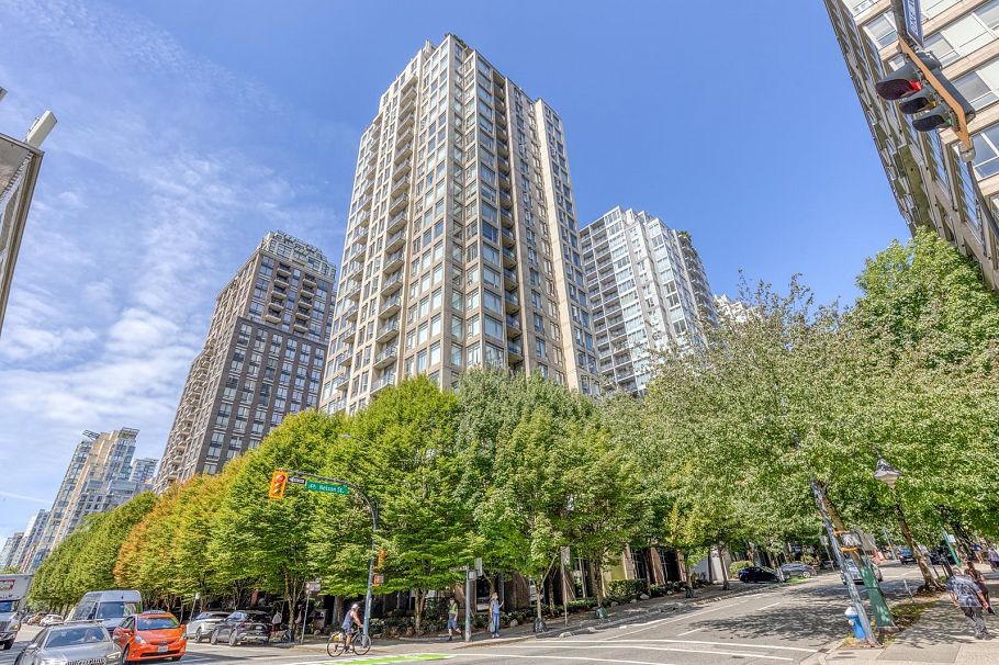 1408 1001 Homer Street Vancouver, BC - 1