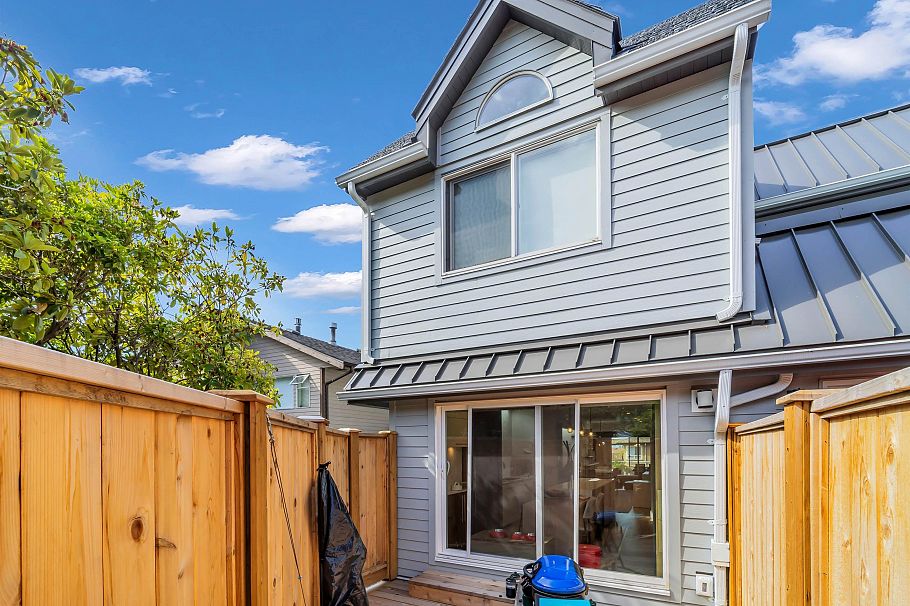 265 E Keith Road North Vancouver, BC - 30