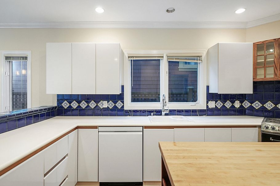 3174 W 3rd Avenue Vancouver, BC - 10