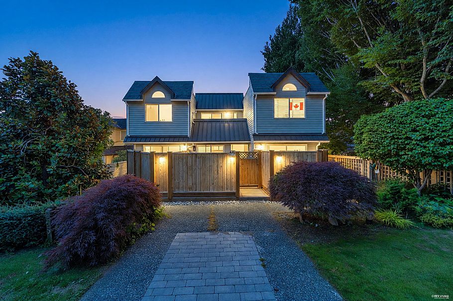 265 E Keith Road North Vancouver, BC - 1
