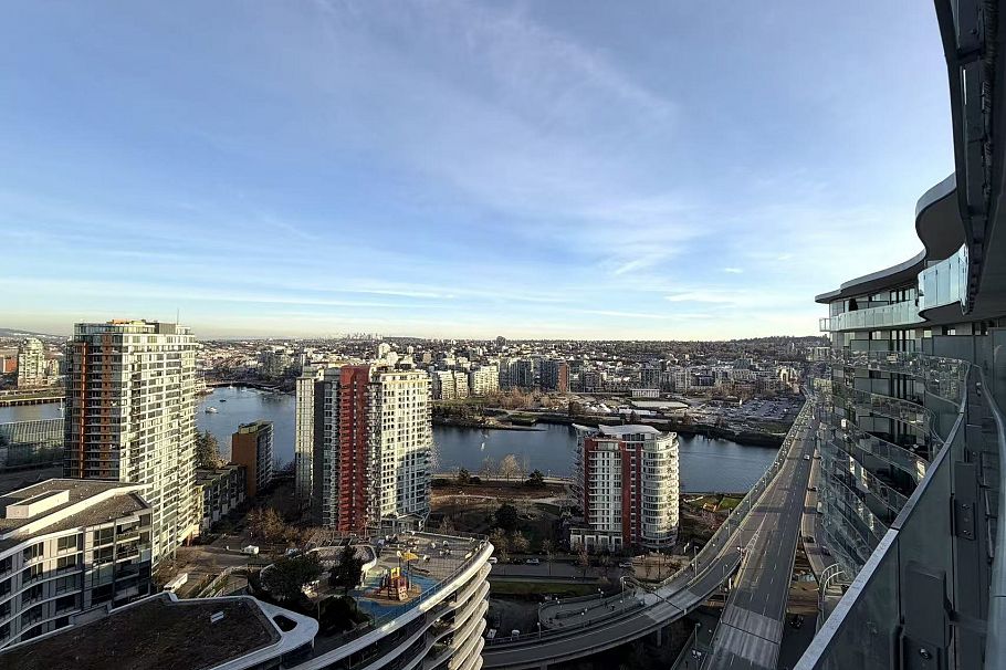 2812 89 Nelson Street Vancouver, BC - 4
