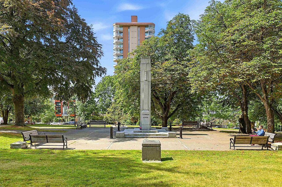 803 140 E Keith Road North Vancouver, BC - 33