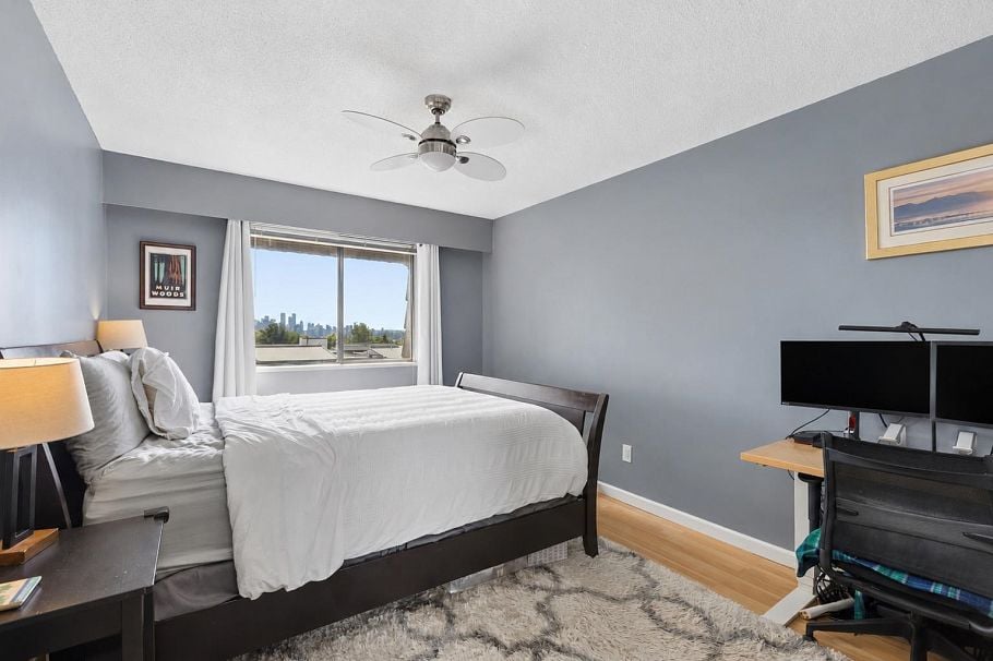 304 252 W 2nd Street North Vancouver, BC - 19