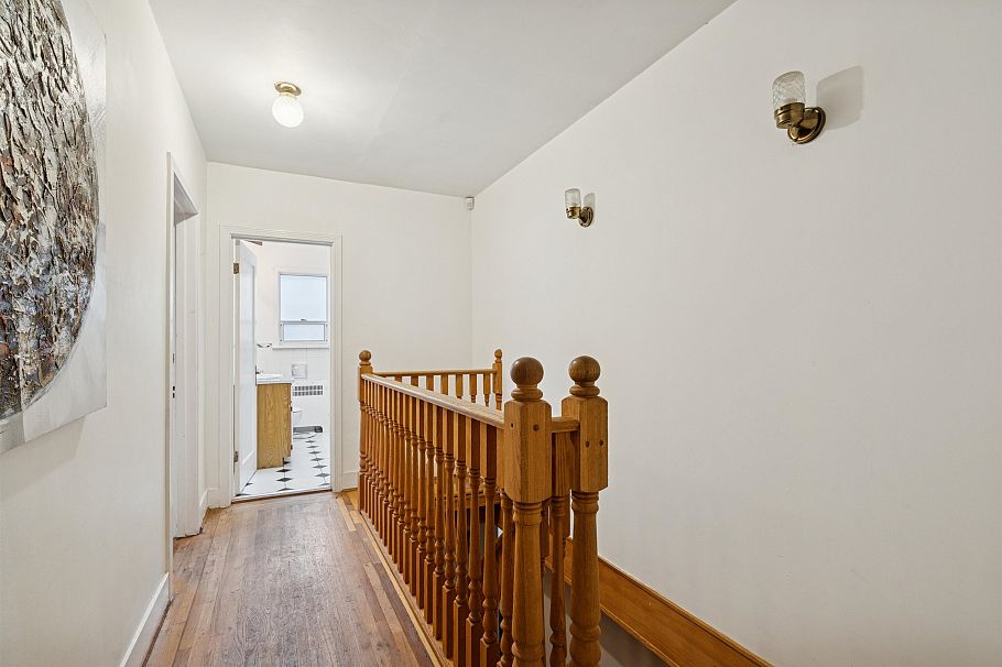 1830 W 33rd Avenue Vancouver, BC - 16