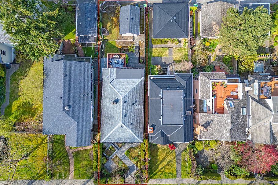 4377 W 12th Avenue Vancouver, BC - 33