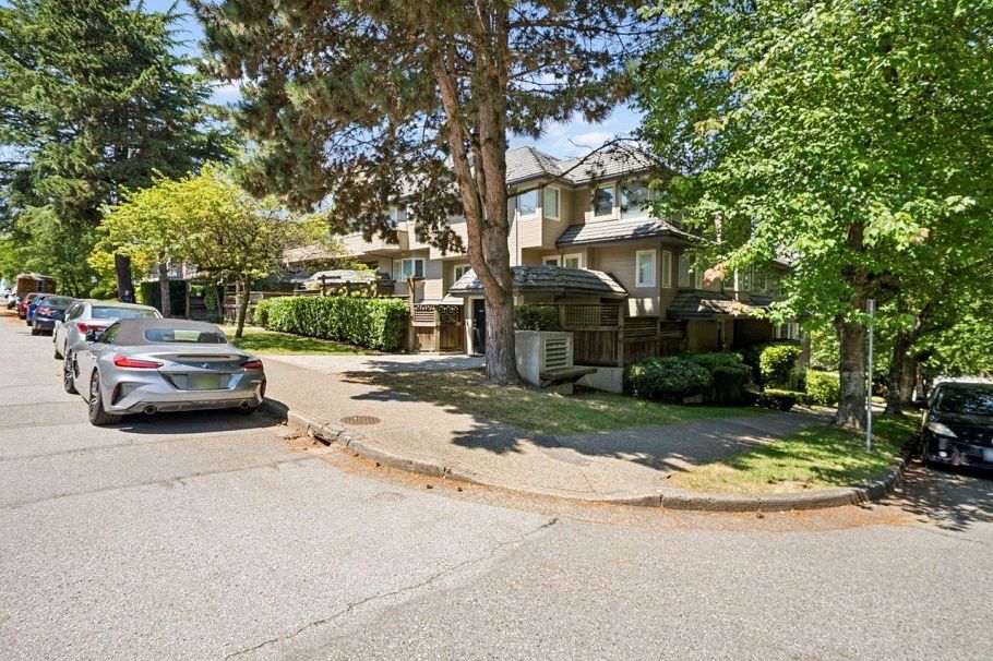 2419 W 1st Avenue Vancouver, BC - 23