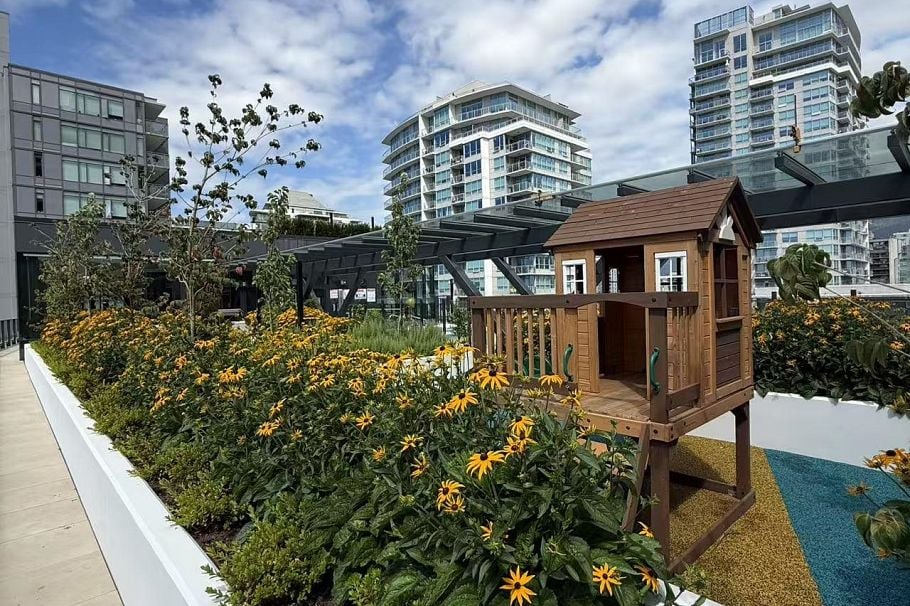 907 135 13th Street E North Vancouver, BC - 22