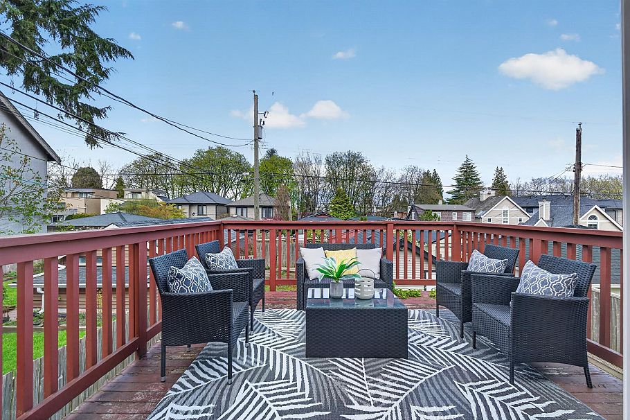4377 W 12th Avenue Vancouver, BC - 20