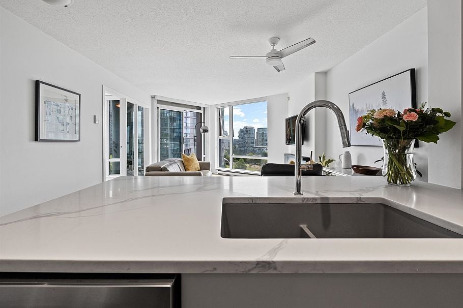 1207 455 Beach Crescent Vancouver, BC - 12
