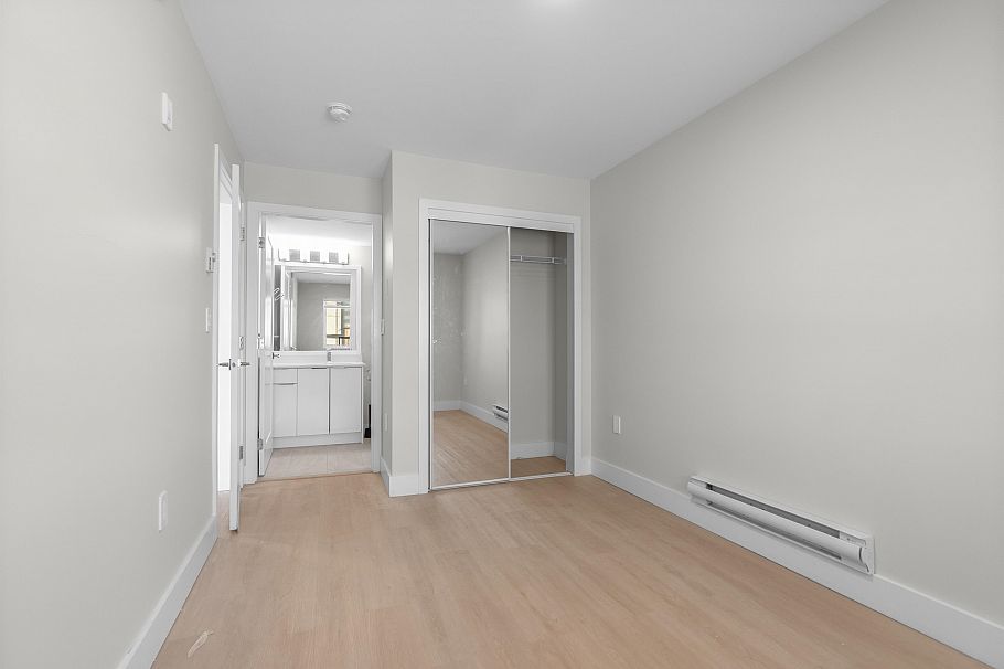 207 3050 Kingsway Vancouver, BC - 24