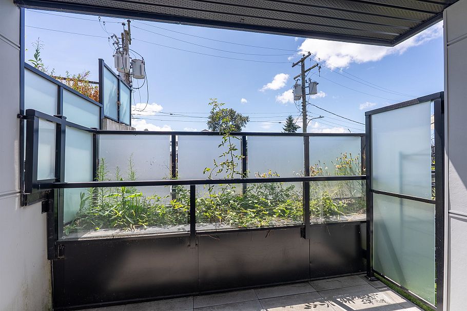 207 3050 Kingsway Vancouver, BC - 31