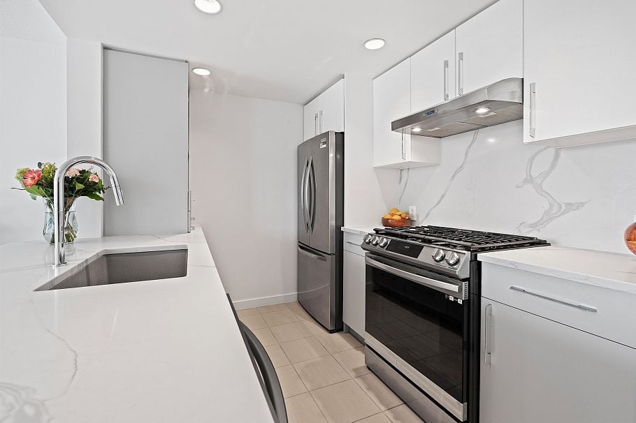 1207 455 Beach Crescent Vancouver, BC - 8