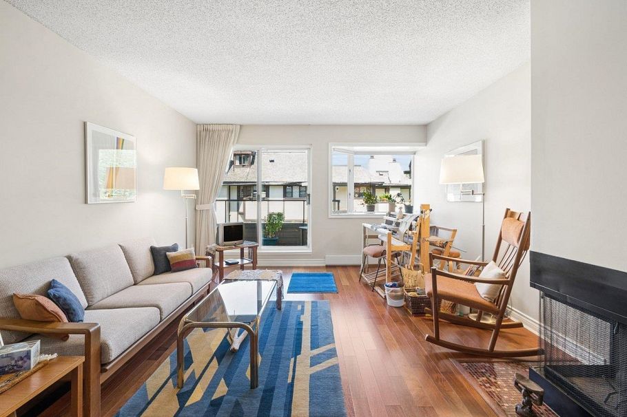 2419 W 1st Avenue Vancouver, BC - 29