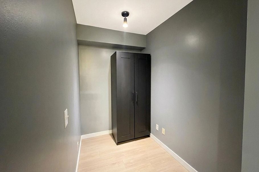 208 5355 Boundary Road Vancouver, BC - 15