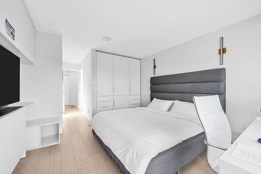 265 E Keith Road North Vancouver, BC - 19