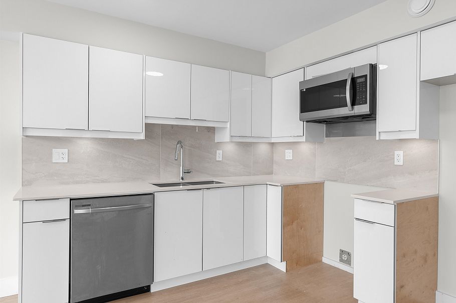 207 3050 Kingsway Vancouver, BC - 18