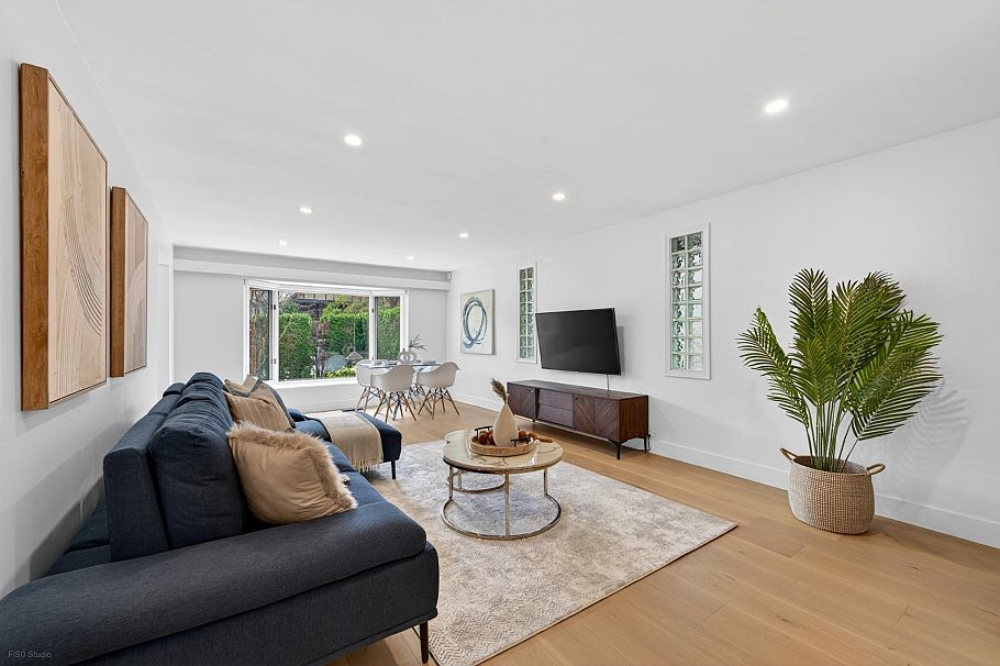 4377 W 12th Avenue Vancouver, BC - 6