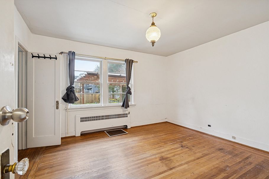 1830 W 33rd Avenue Vancouver, BC - 17