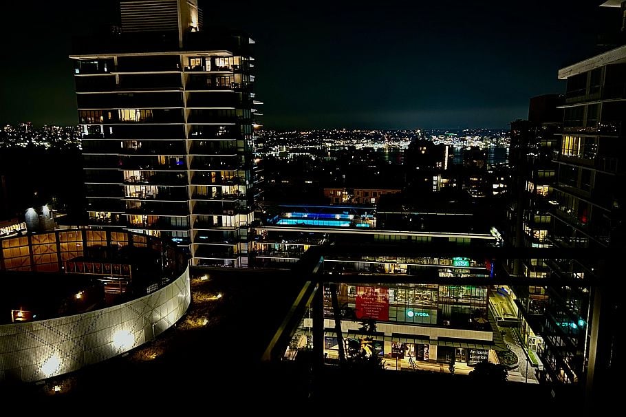 1403 125 E 14th Street North Vancouver, BC - 28