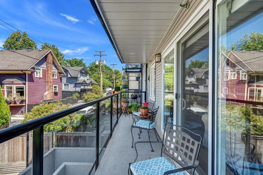 204 833 W 16th Avenue Vancouver, BC - 16