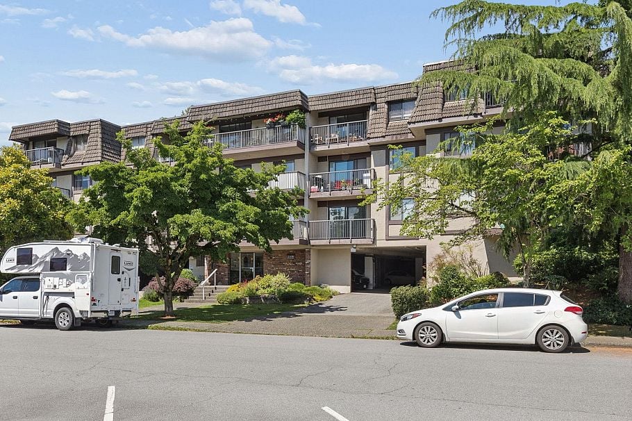 304 252 W 2nd Street North Vancouver, BC - 25