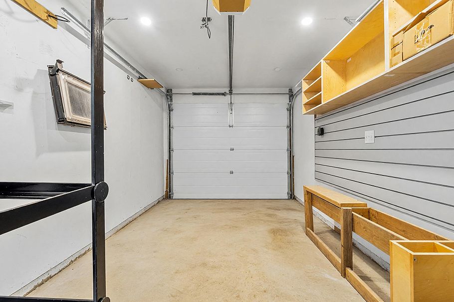 265 E Keith Road North Vancouver, BC - 20
