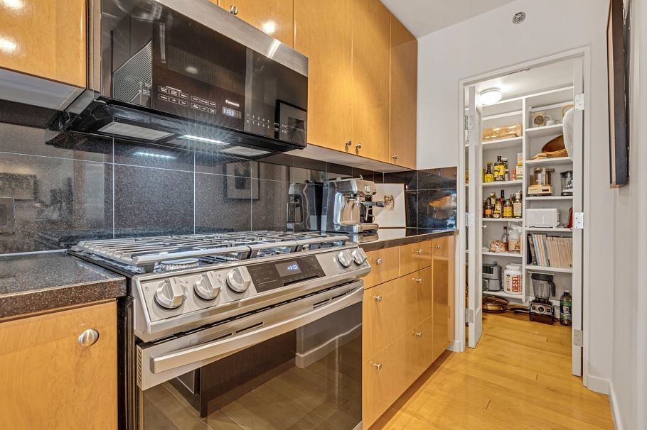 1404 819 Hamilton Street Vancouver, BC - 9