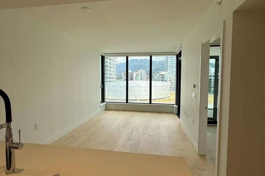 907 135 13th Street E North Vancouver, BC - 8