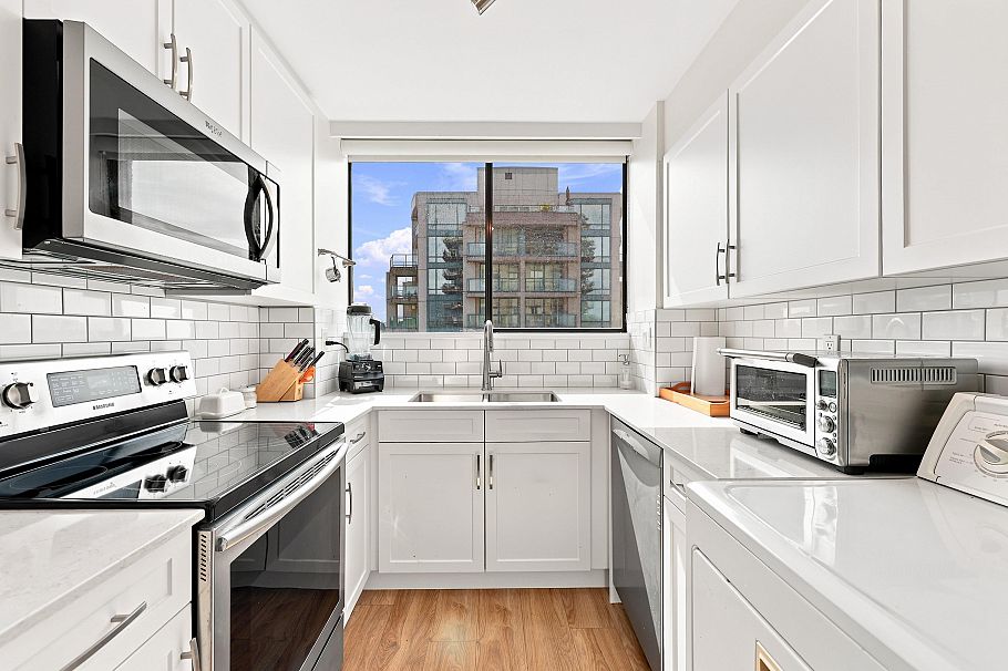 803 140 E Keith Road North Vancouver, BC - 20