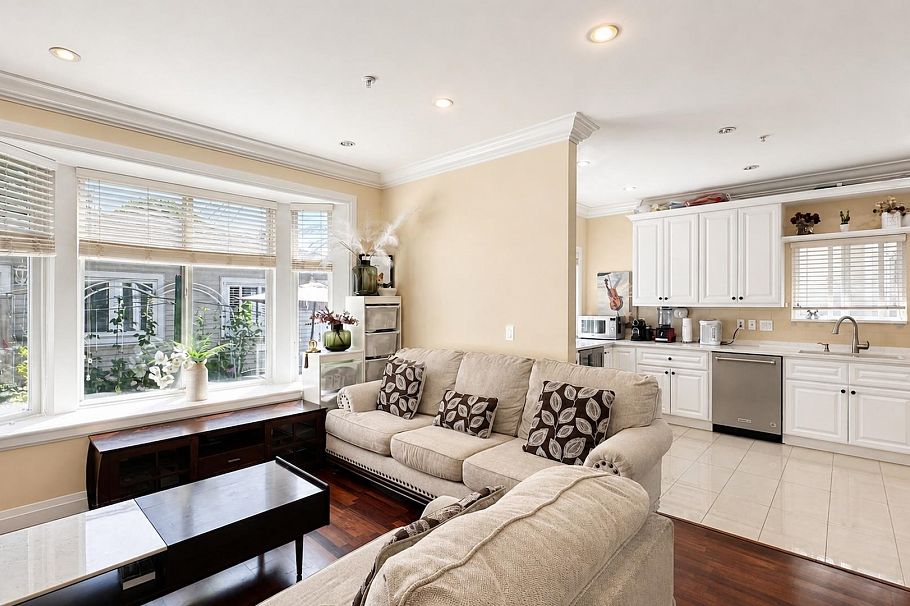 8318 Fremlin Street Vancouver, BC - 8