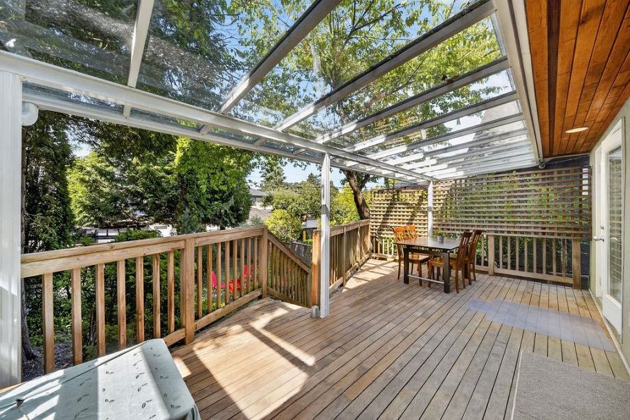 4549 W 12th Avenue Vancouver, BC - 8