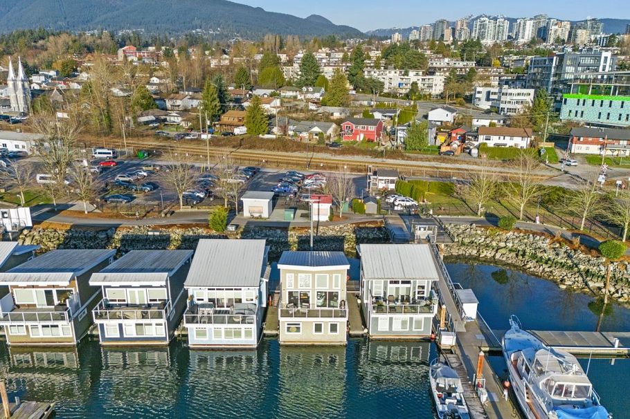20 415 W ESPLANADE AVENUE, North Vancouver BC V7M 1A6 North Vancouver, BC - 13