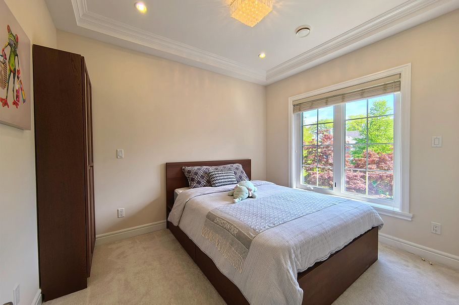 3575 W 23rd Avenue Vancouver, BC - 23