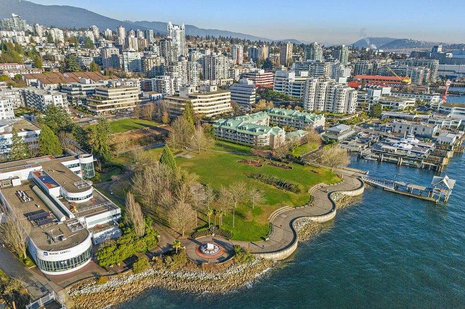20 415 W ESPLANADE AVENUE, North Vancouver BC V7M 1A6 North Vancouver, BC - 2