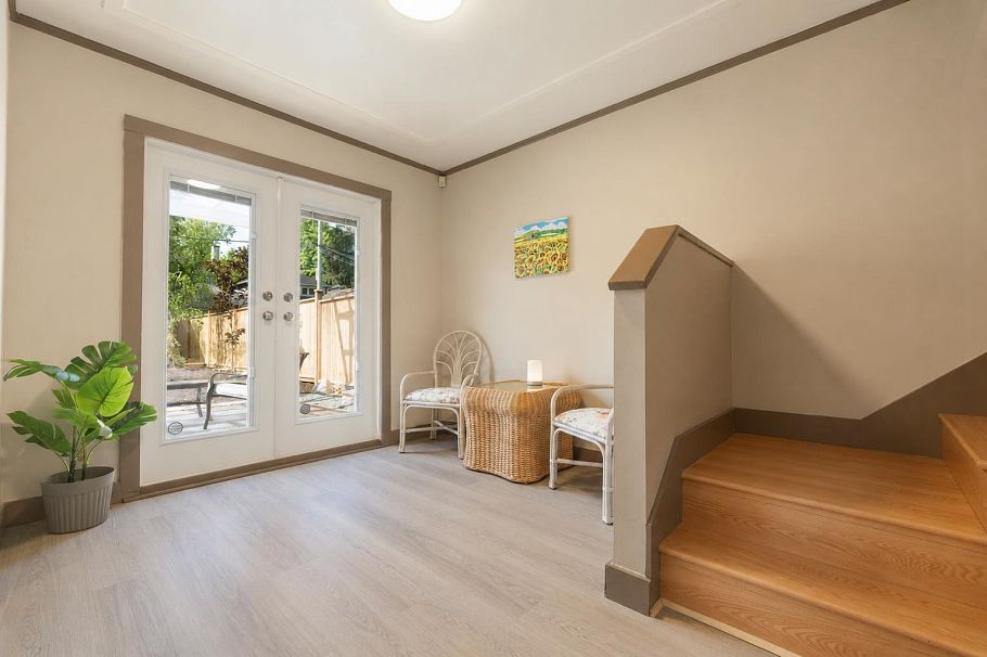3870 W 17th Avenue Vancouver, BC - 8