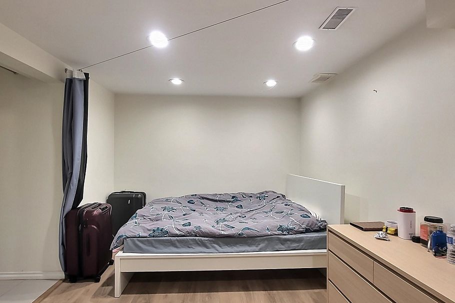 6878 Arlington Street Vancouver, BC - 18