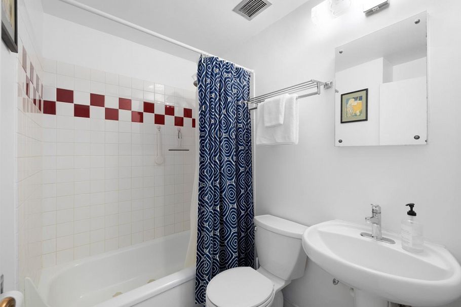 204 1565 Burnaby Street Vancouver, BC - 12