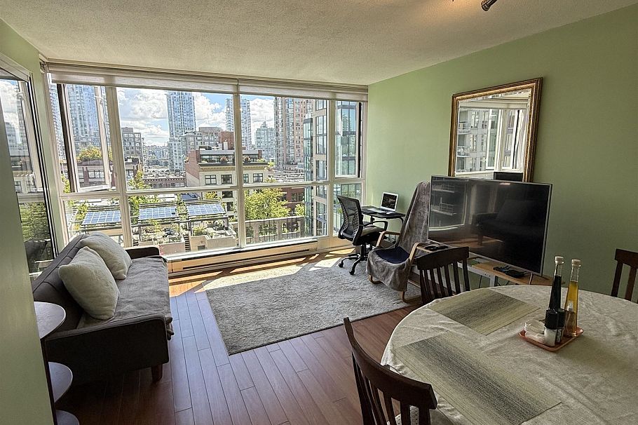 606 1188 Richards Street Vancouver, BC - 11
