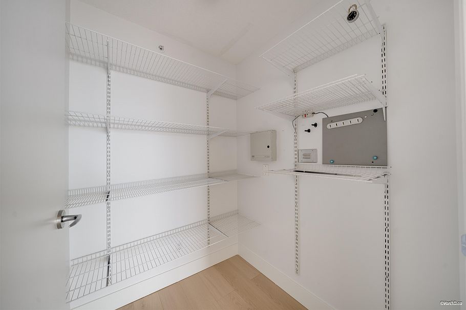 2206 1201 Marinaside Crescent Vancouver, BC - 25