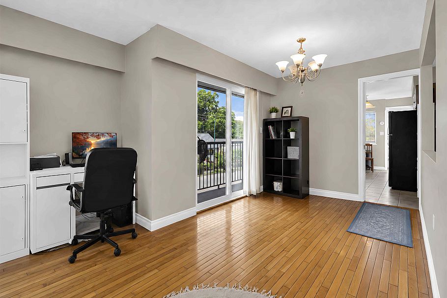1020 E King Edward Avenue Vancouver, BC - 11