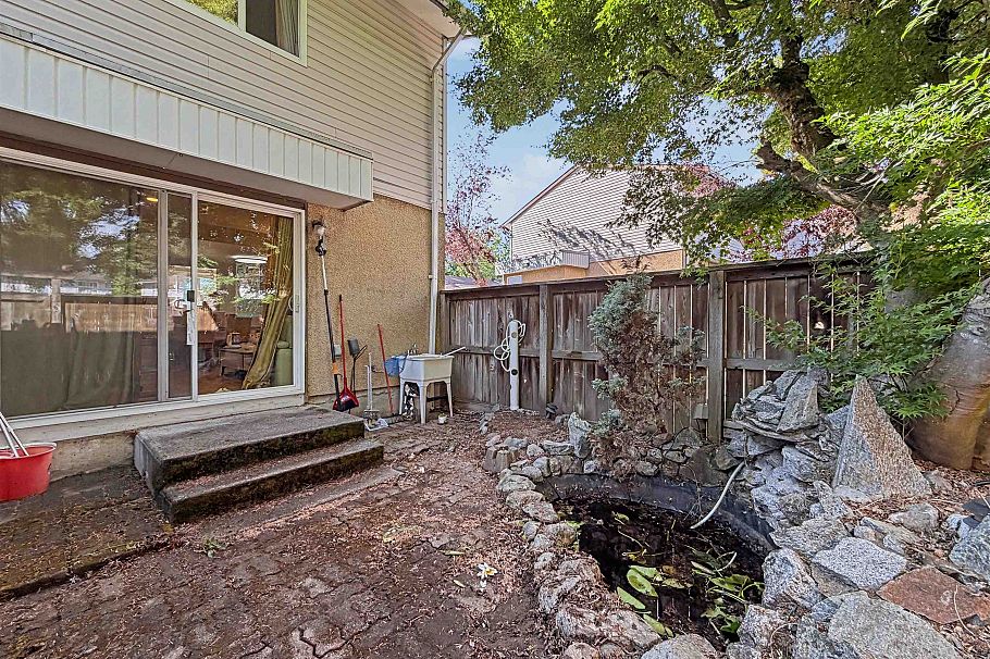 6878 Arlington Street Vancouver, BC - 22