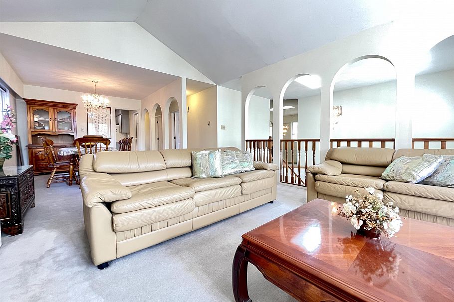 937 W 18th Avenue Vancouver, BC - 1