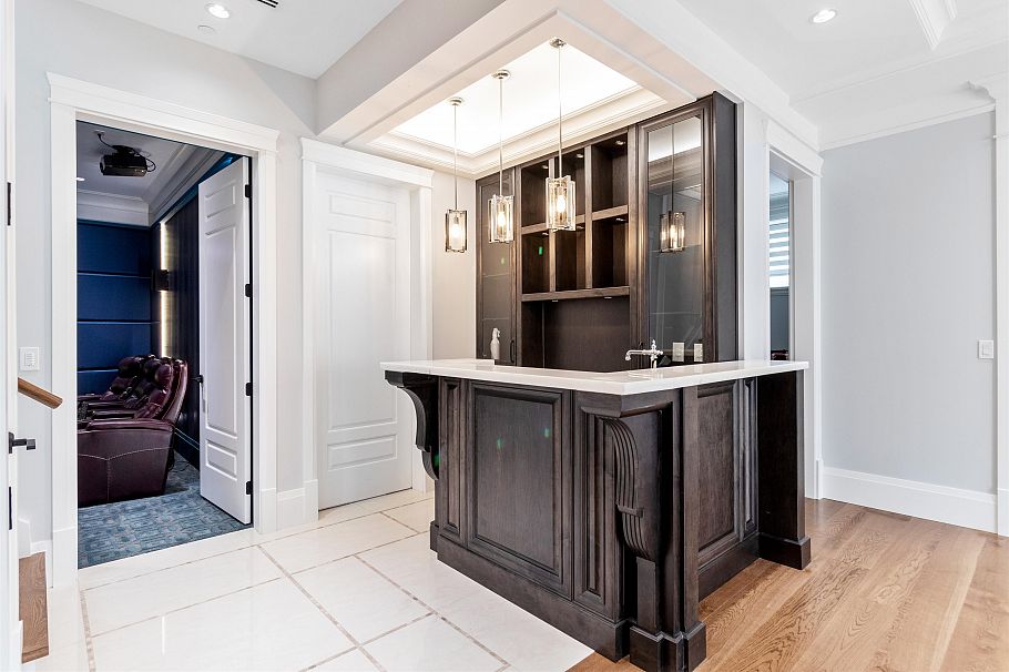 1196 W 48th Avenue Vancouver, BC - 27