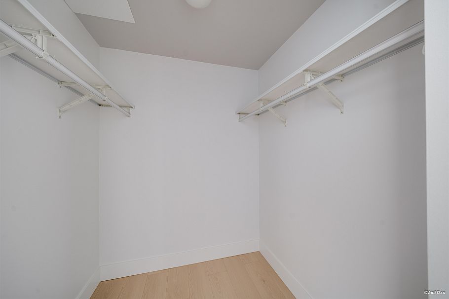 2206 1201 Marinaside Crescent Vancouver, BC - 26