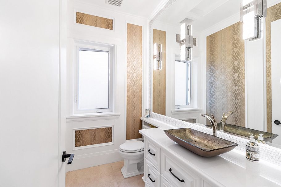 1196 W 48th Avenue Vancouver, BC - 9