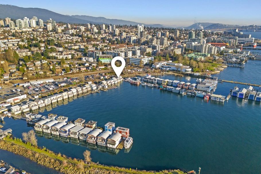 20 415 W ESPLANADE AVENUE, North Vancouver BC V7M 1A6 North Vancouver, BC - 4