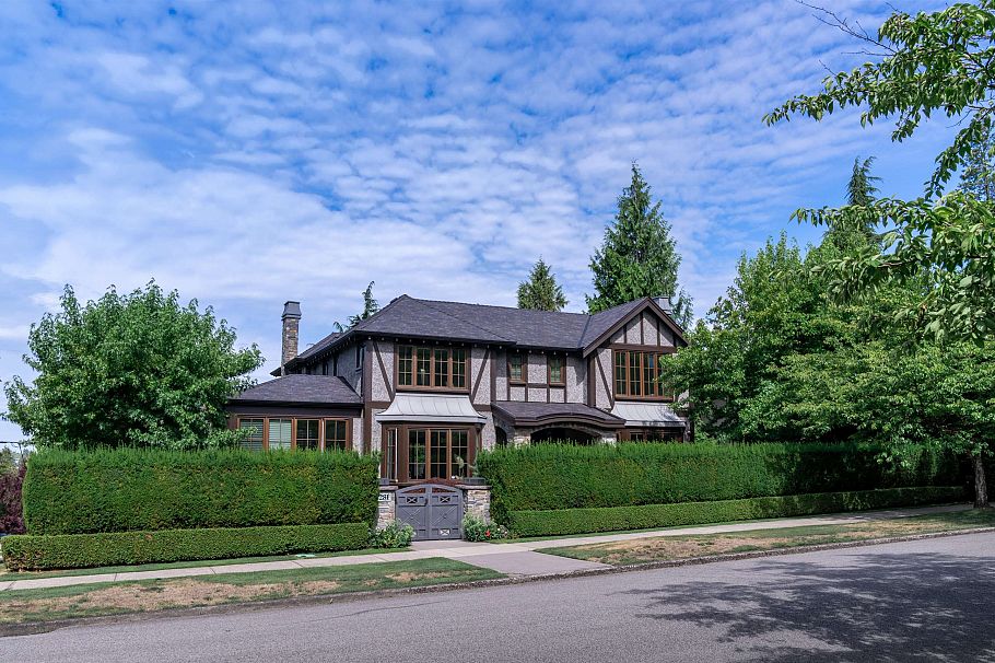 4281 Pine Crescent Vancouver, BC - 1