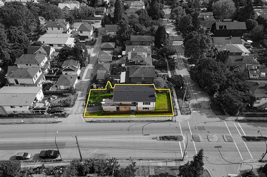 1020 E King Edward Avenue Vancouver, BC - 39