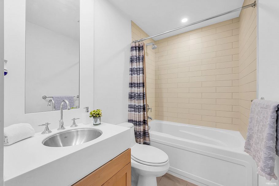 2502 1483 Homer Street Vancouver, BC - 18