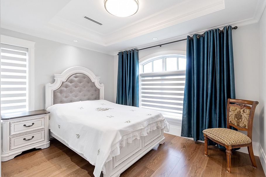 1196 W 48th Avenue Vancouver, BC - 25